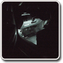 LED világítás autóba hátsó lábtér